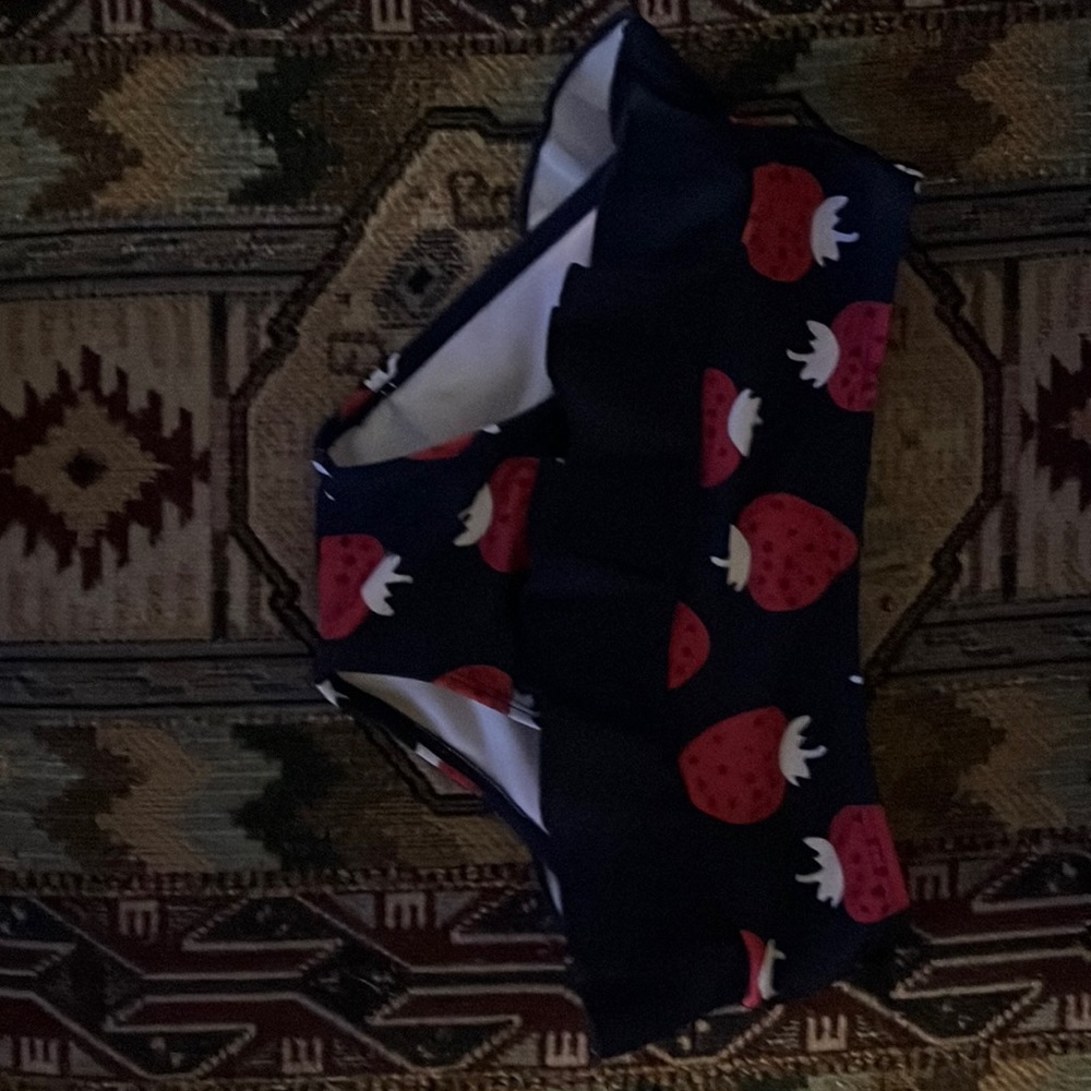 Size 4t navy blue little girls swimwear lost the top rash guard
